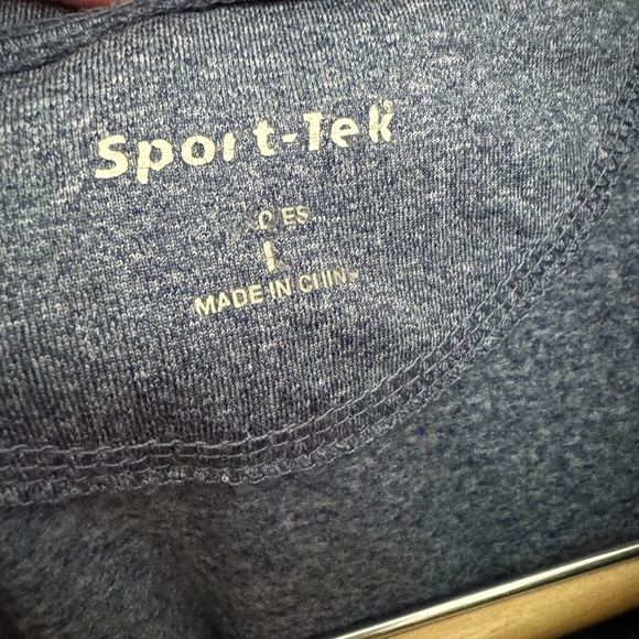 University of Okoboji Winter games light weight quarter zip blue size large - Picture 6 of 6